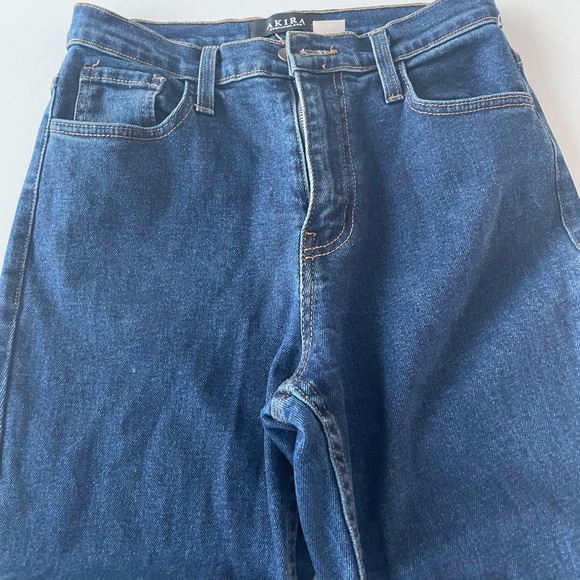 Skinny jeans from Akira. Very comfortable, worn a few times. Great condition. - Picture 5 of 5